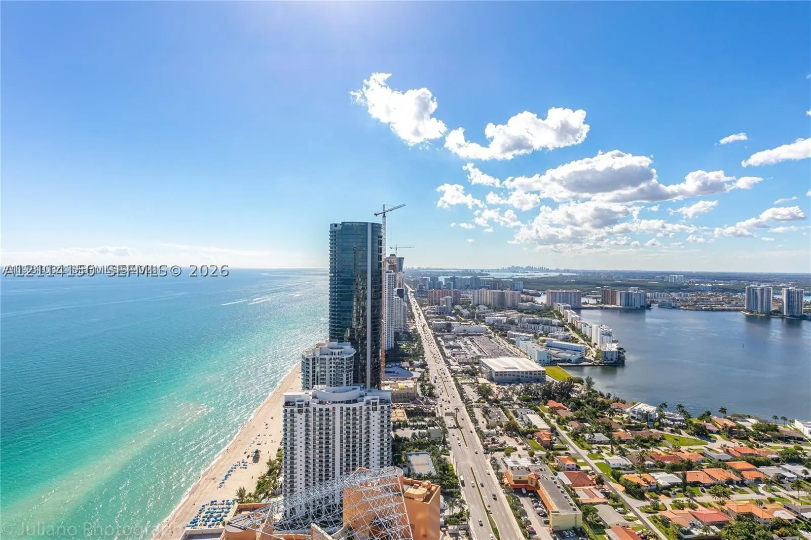 18975 Collins Ave #4705 & CABANA