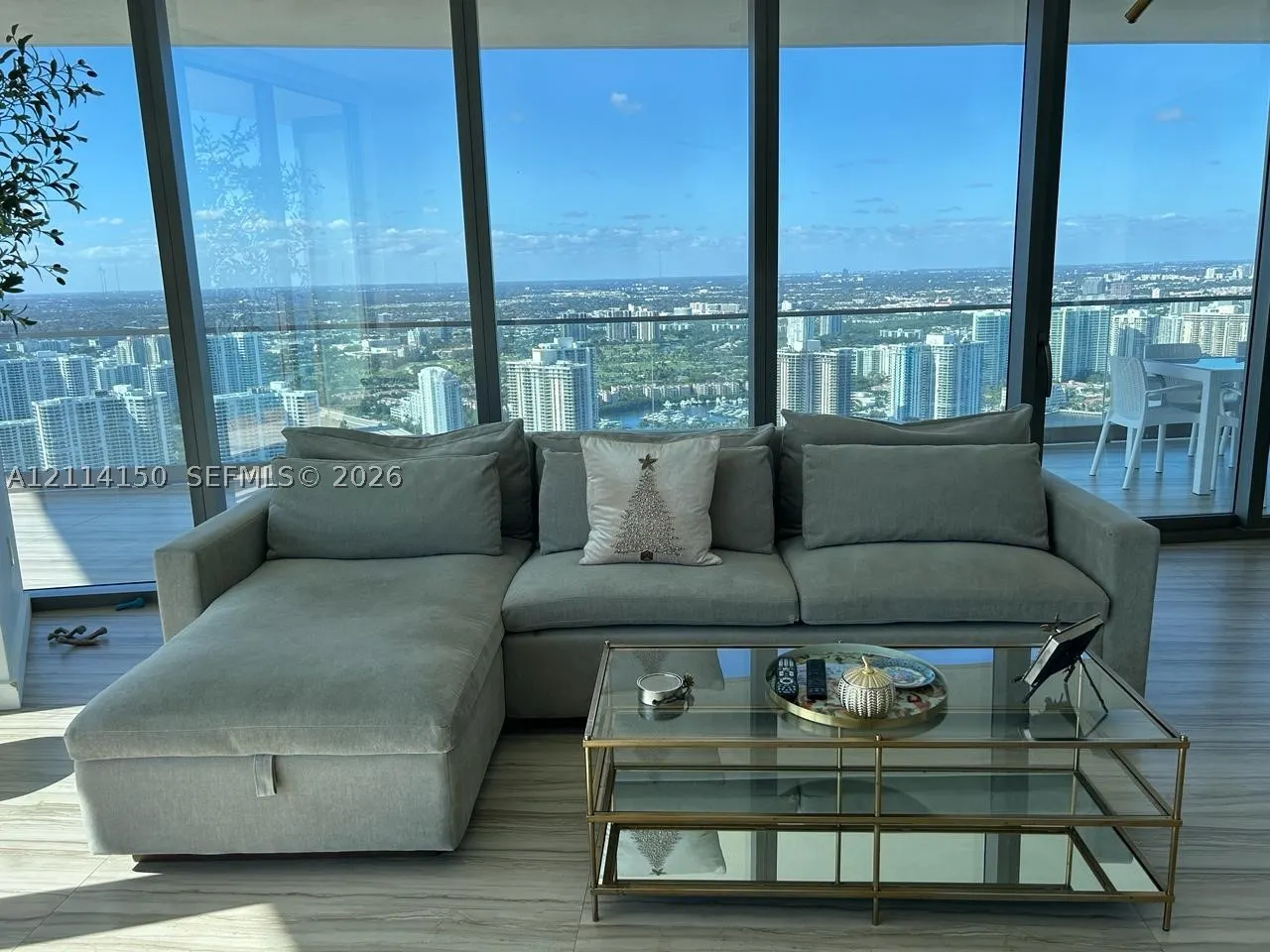 18975 Collins Ave #4705 & CABANA