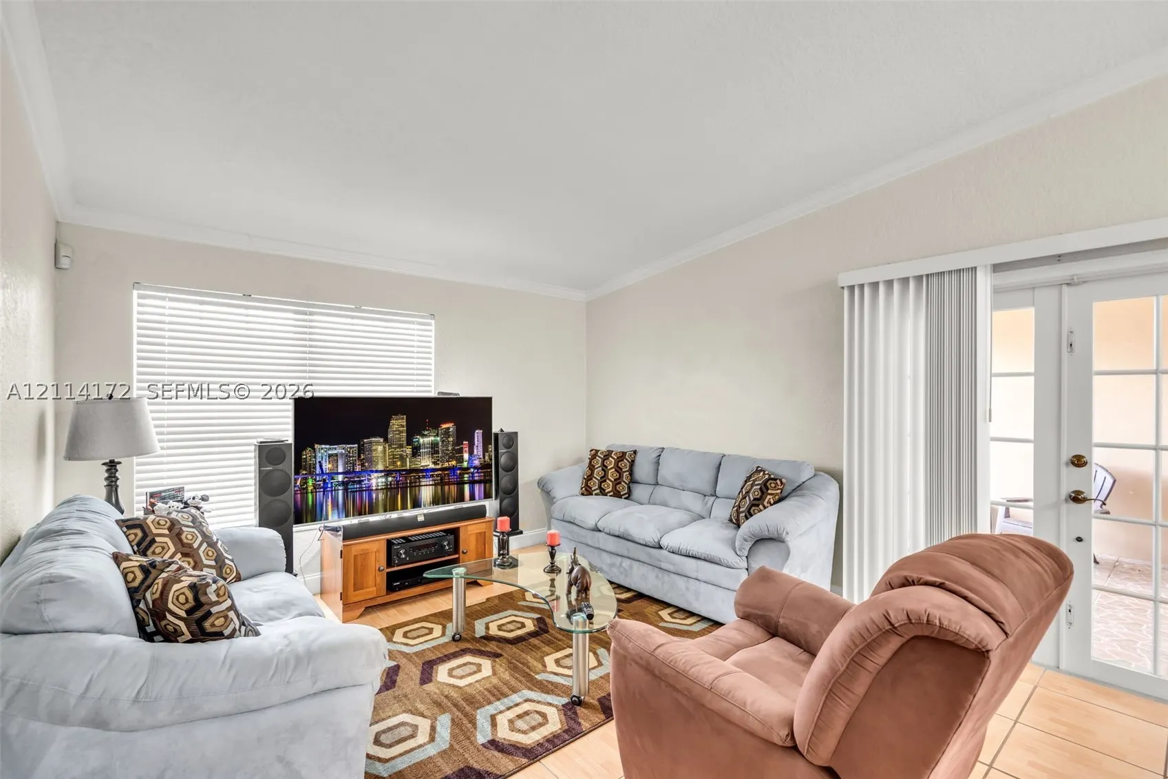9421 S Meadows Cir