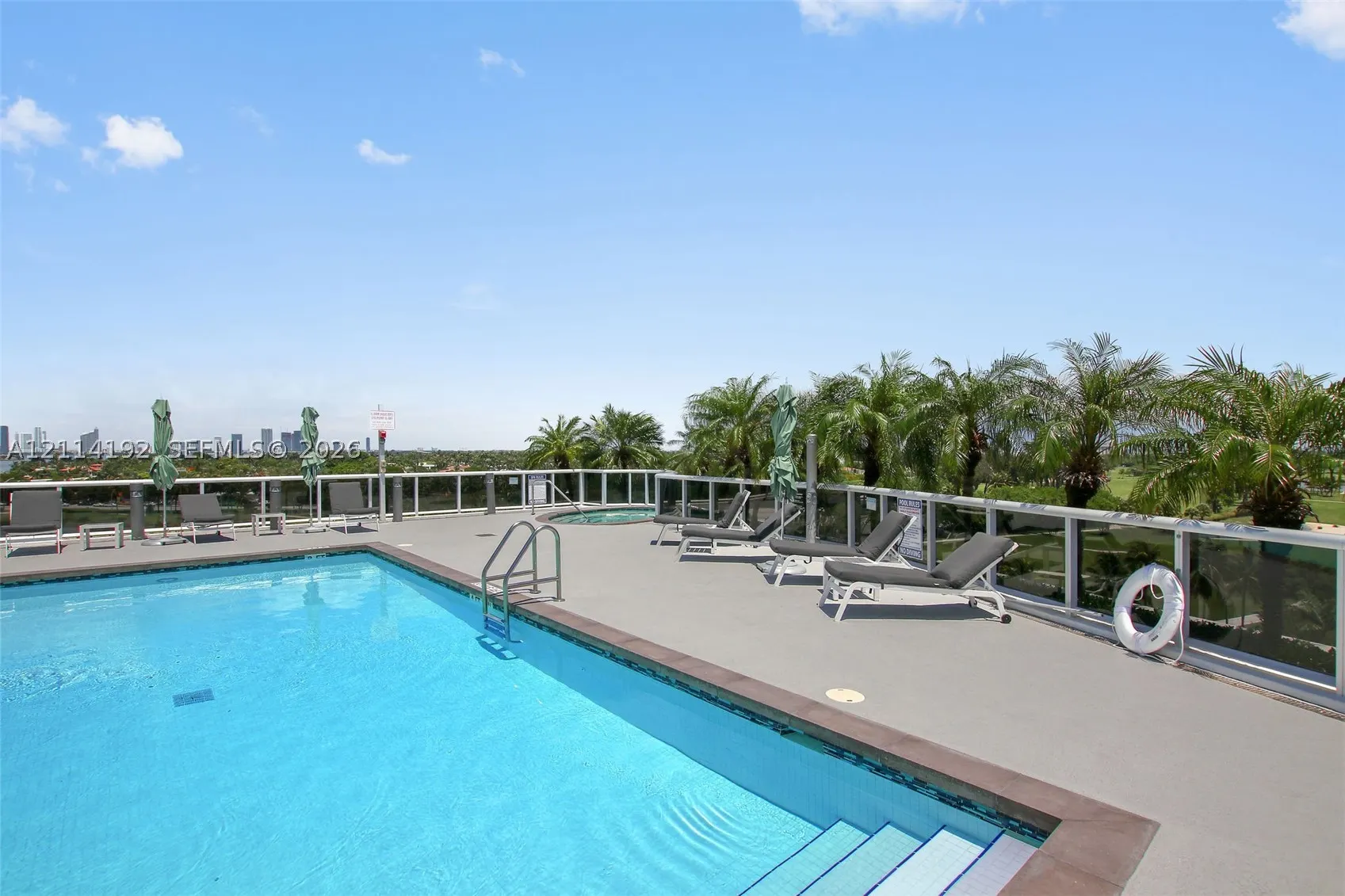 2001 Meridian Ave #506