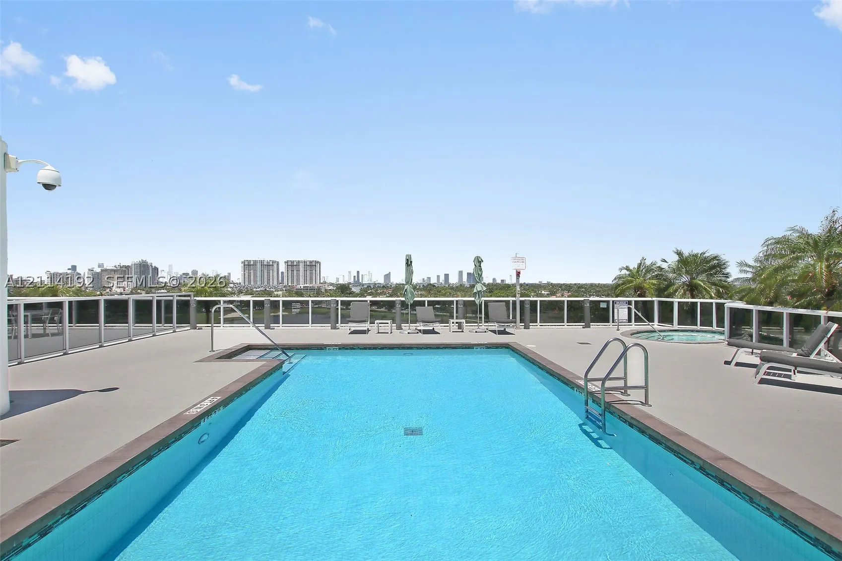 2001 Meridian Ave #506