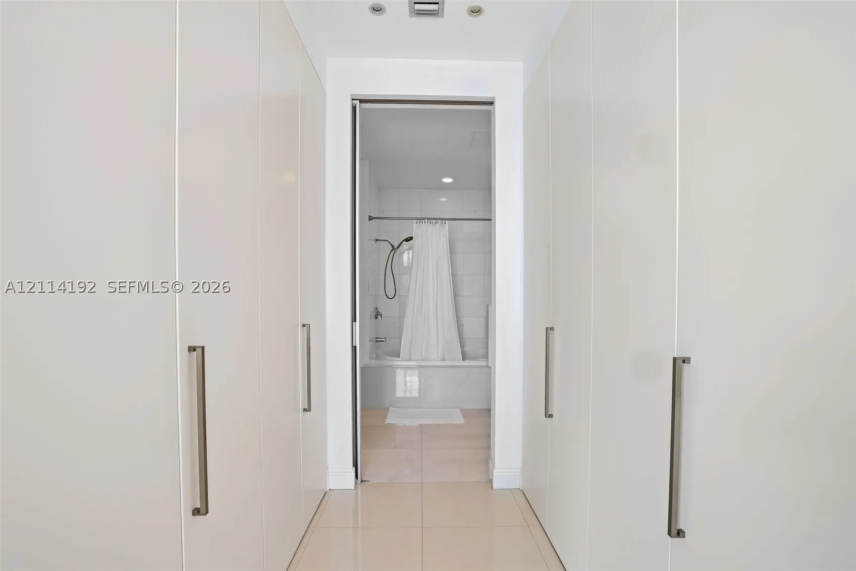 2001 Meridian Ave #506