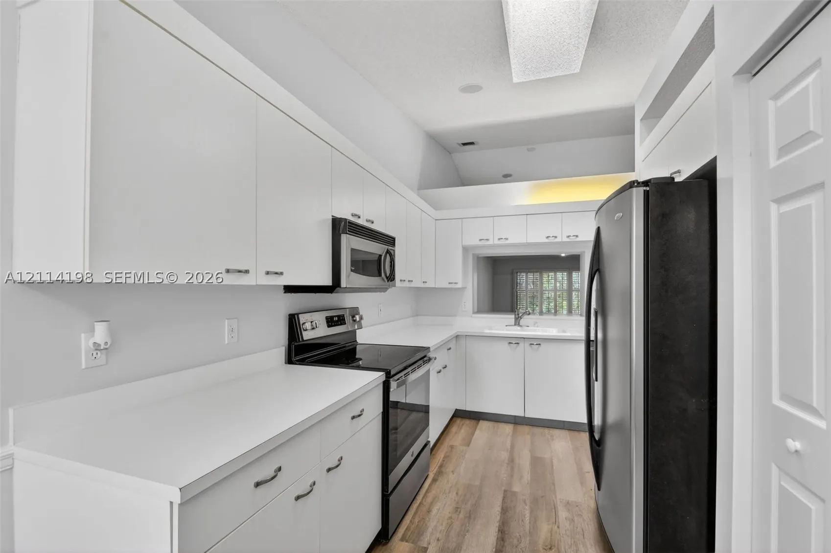 85 Sausalito Dr