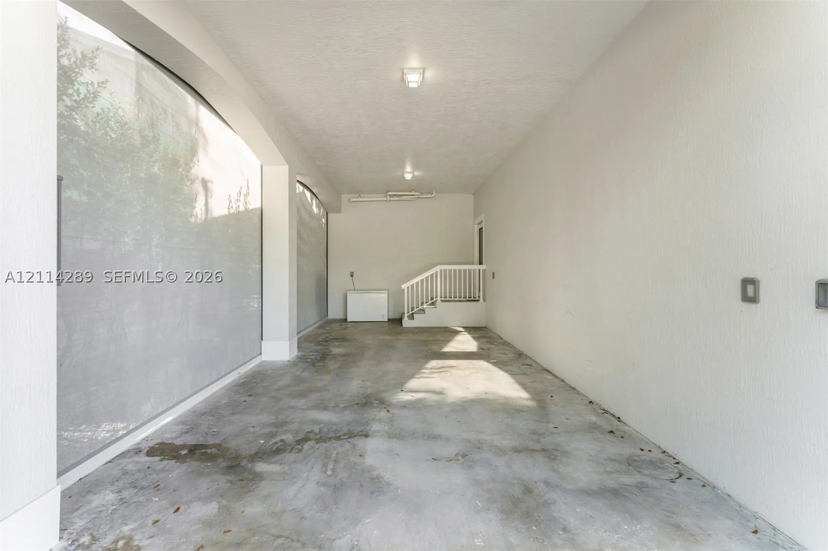 646 Cabrera St