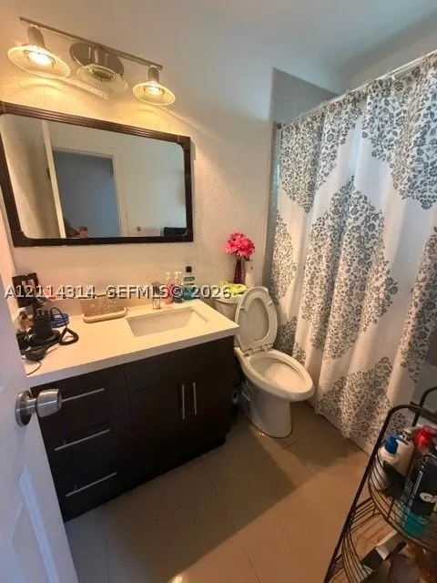2312 Van Buren St #11