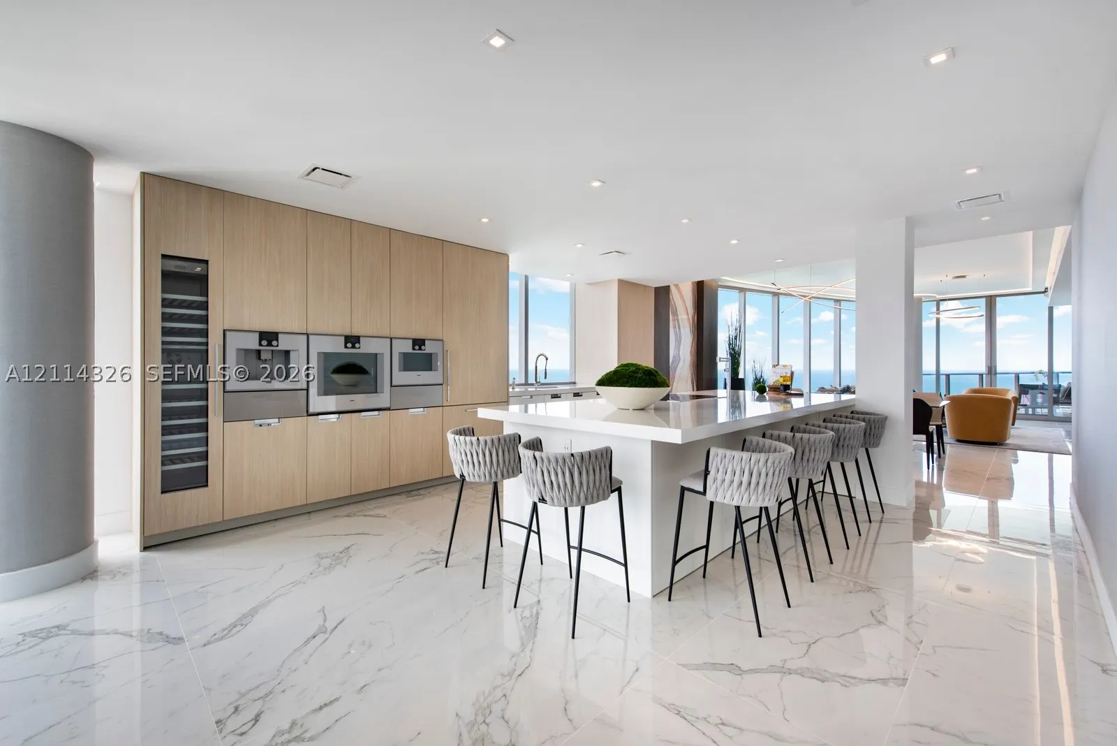 15701 Collins Ave #4601