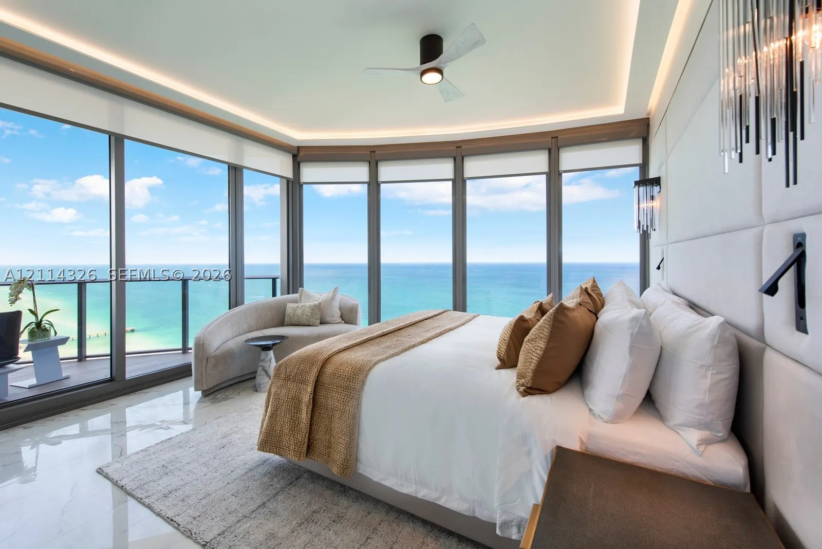 15701 Collins Ave #4601