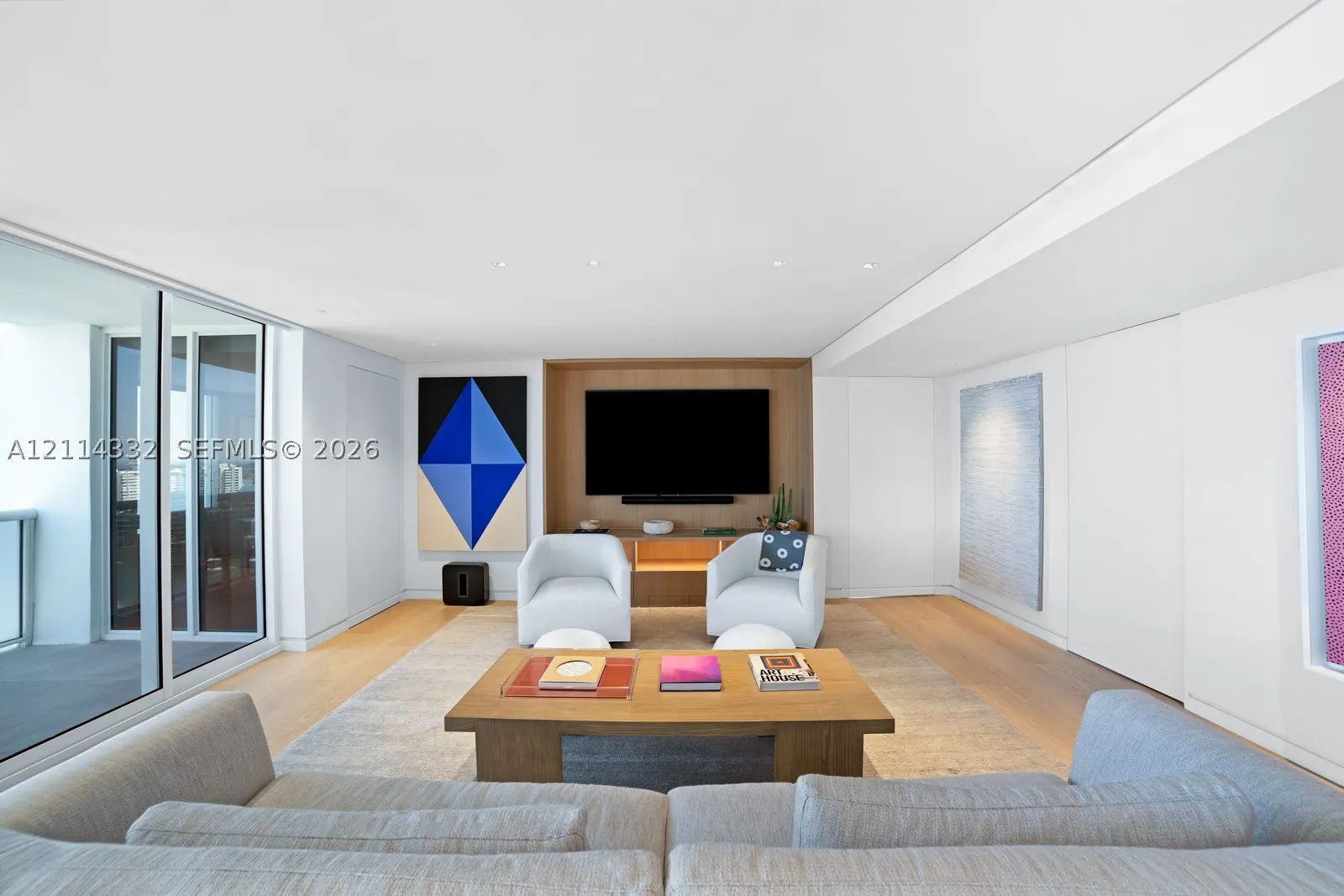 1900 Sunset Harbour Dr #2102/04/06