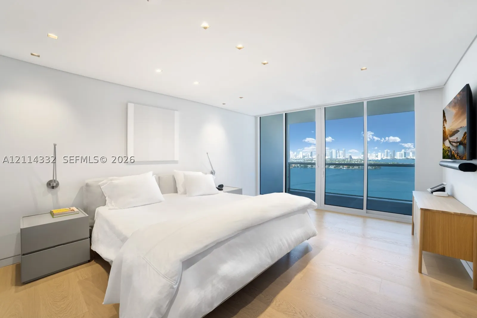 1900 Sunset Harbour Dr #2102/04/06