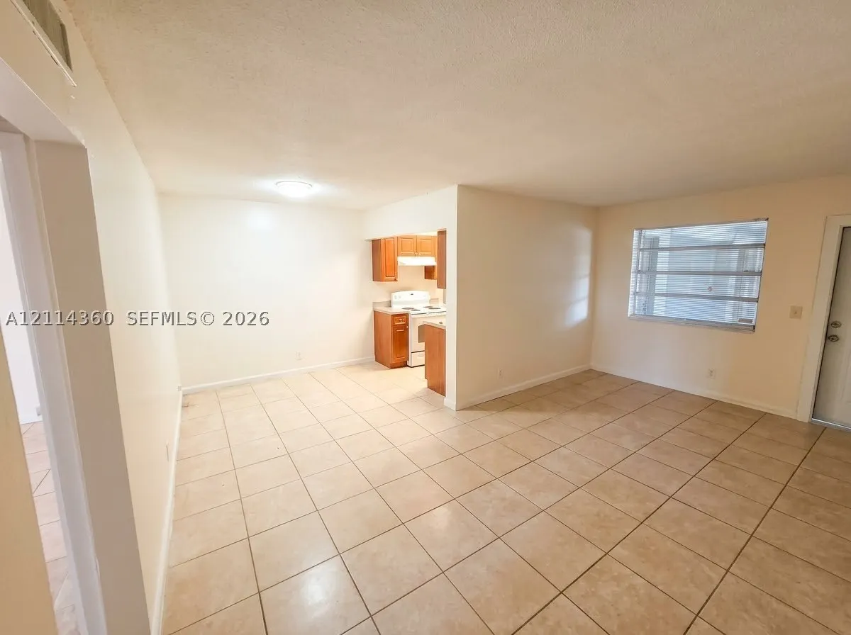 1100 NE 1st Ct #219
