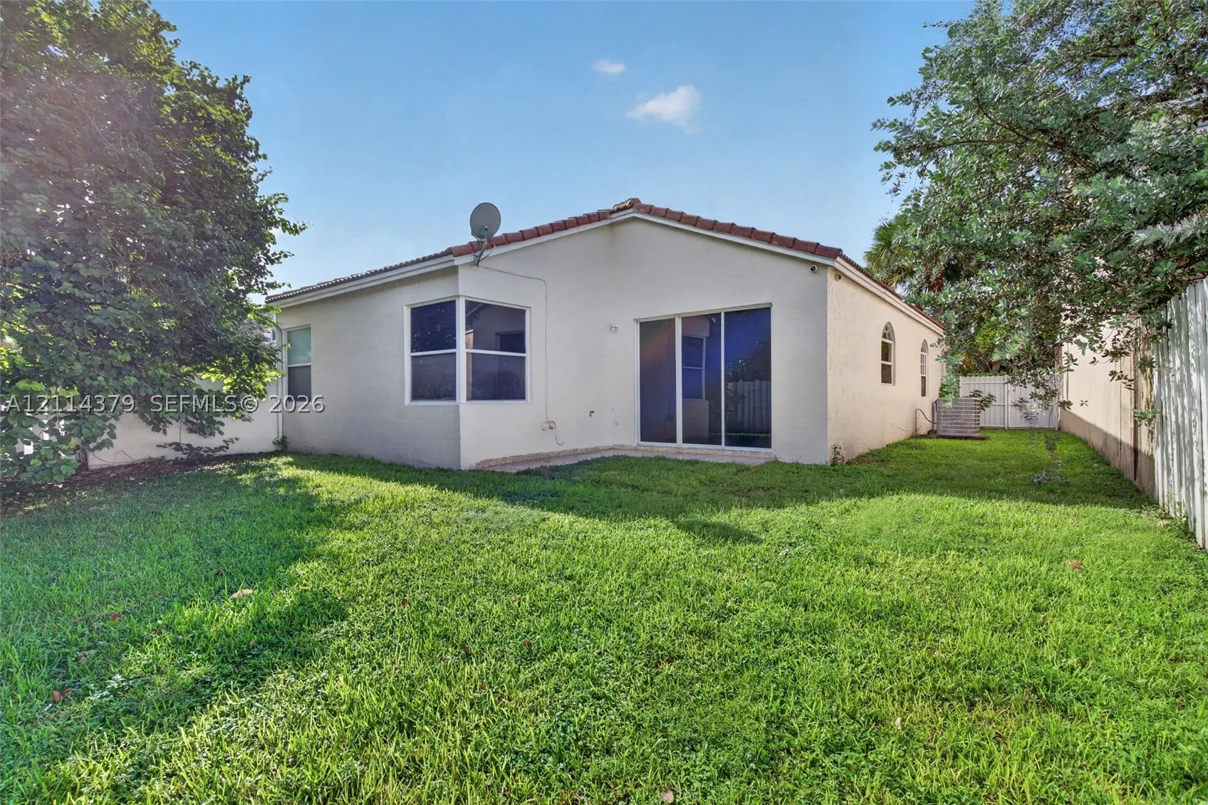 655 NW 159th Ln