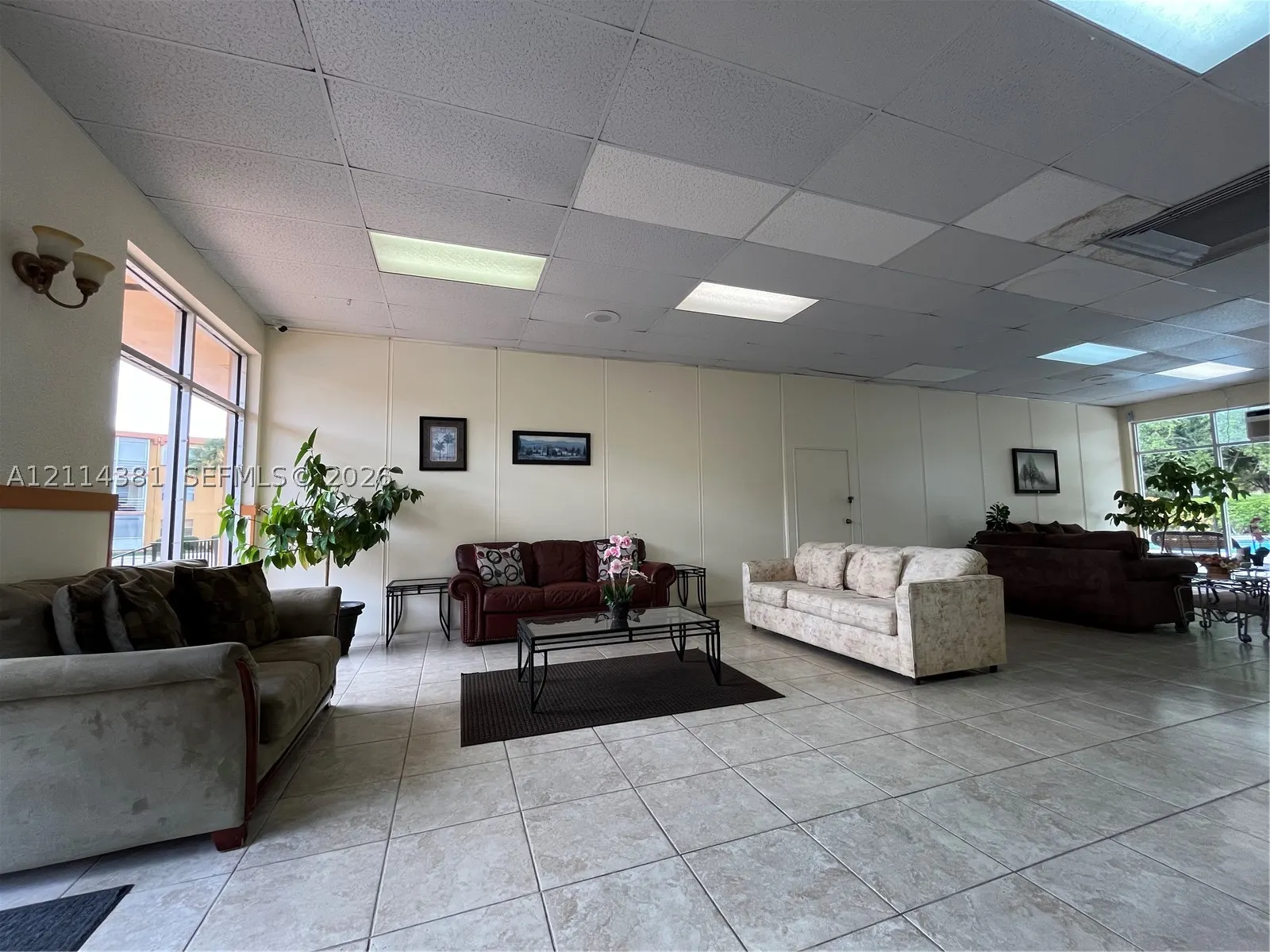 4384 NW 9th Ave #20-2C