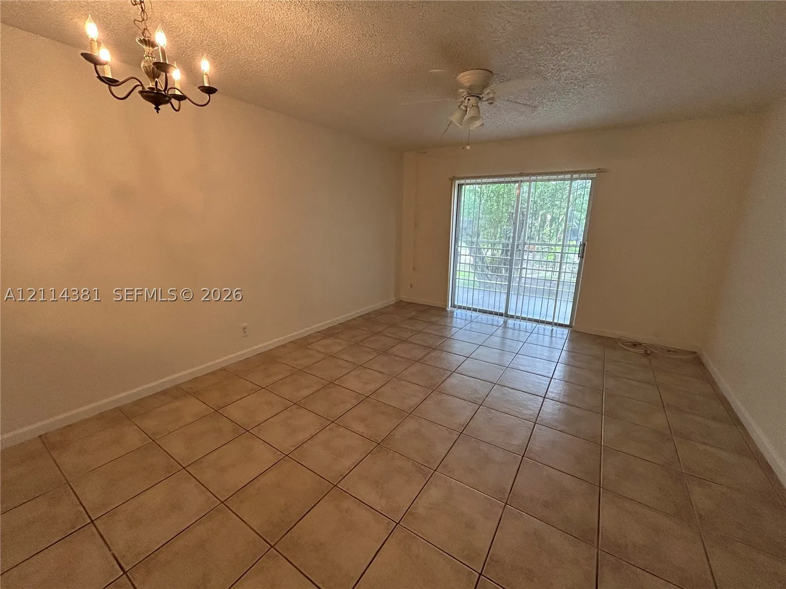 4384 NW 9th Ave #20-2C