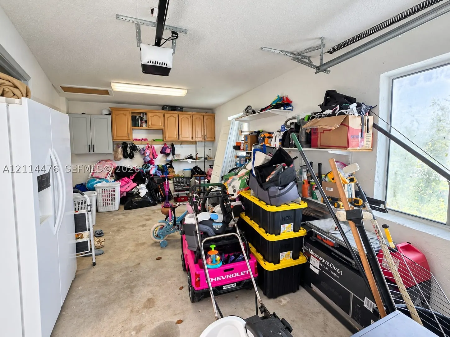 7606 SW 8th Ct