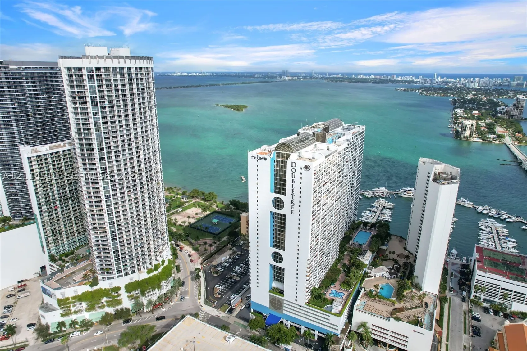 1717 N Bayshore Dr #C-4037