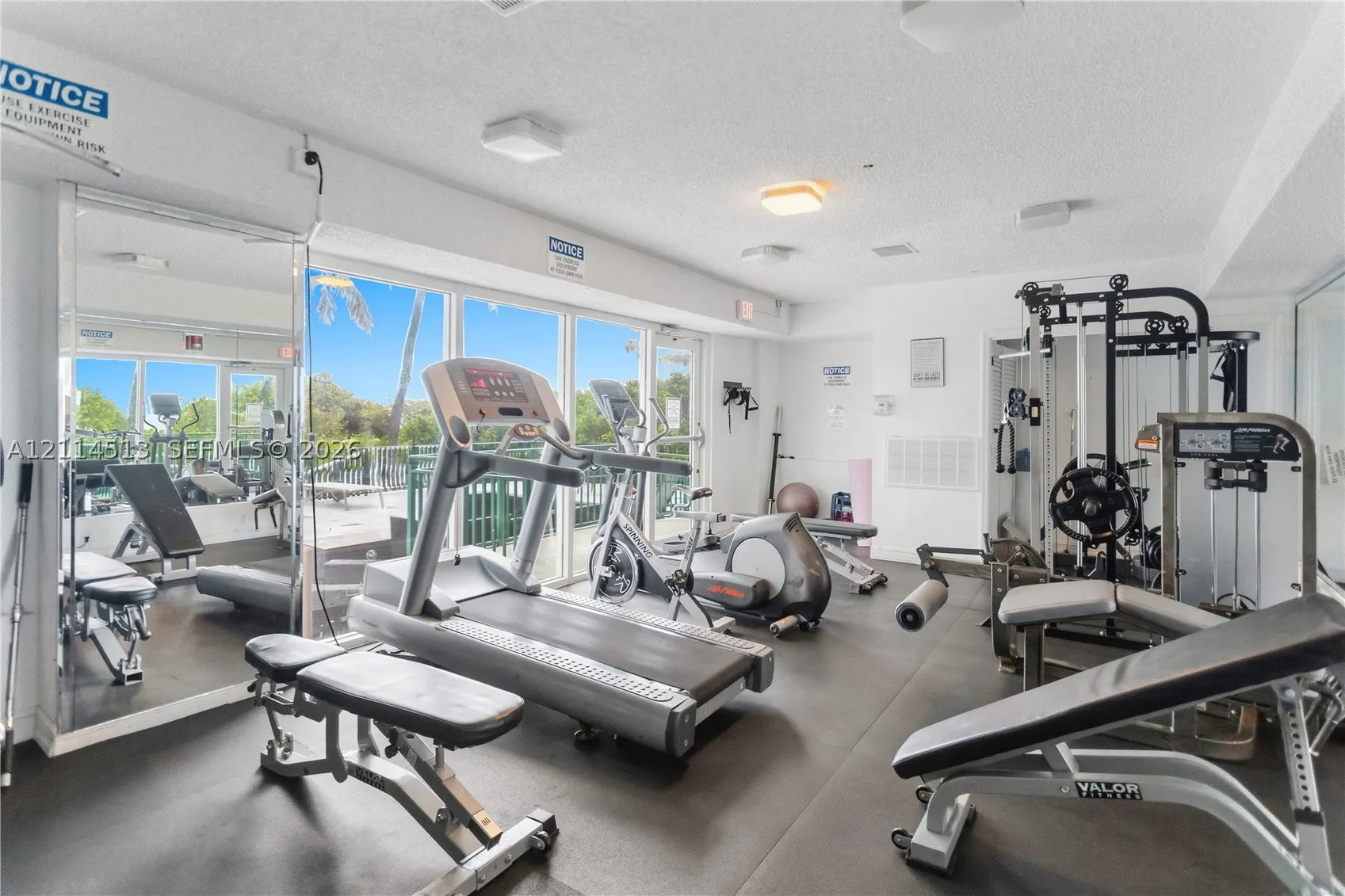 9195 Collins Ave #903