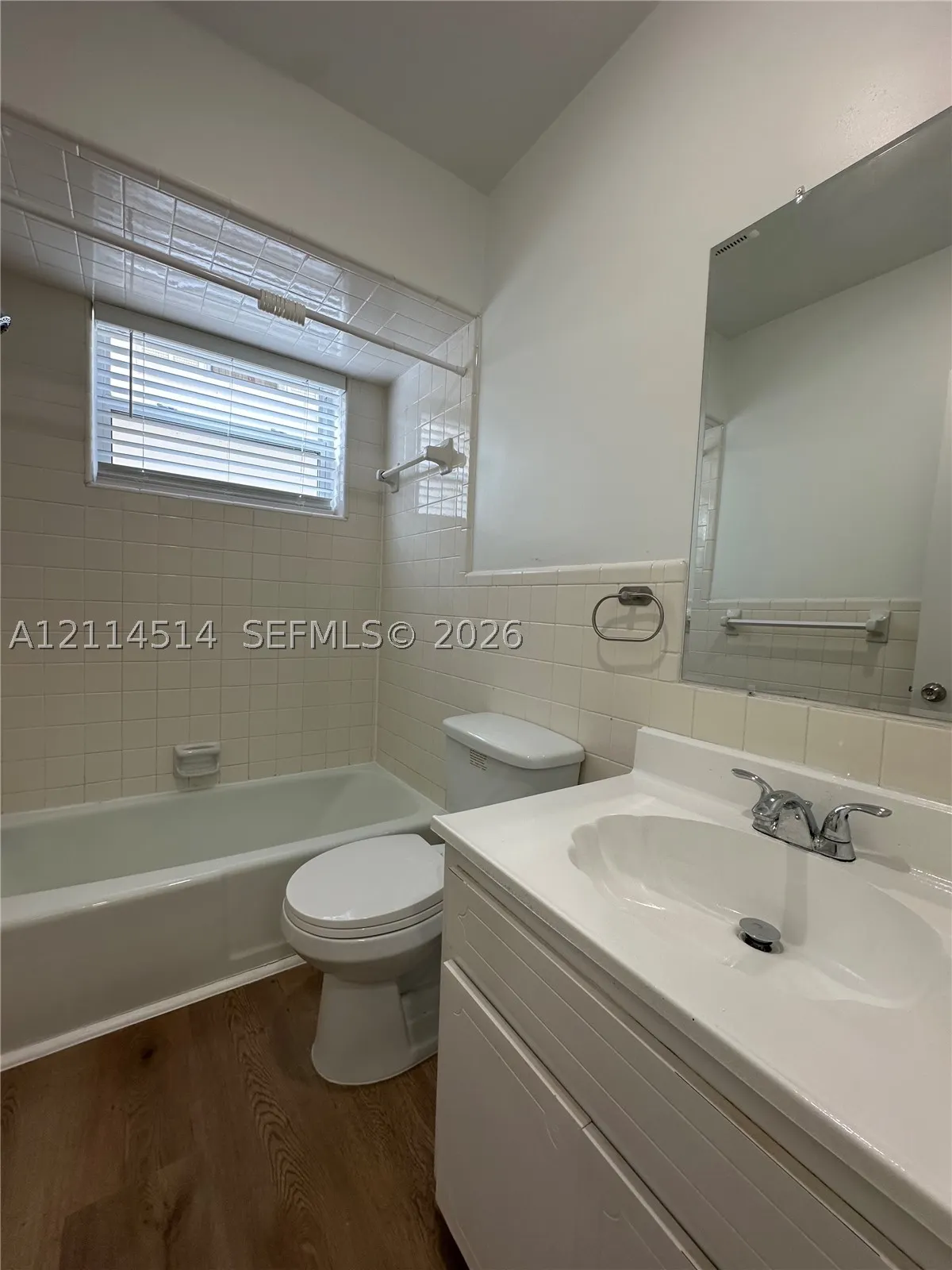 2822 Van Buren St #108