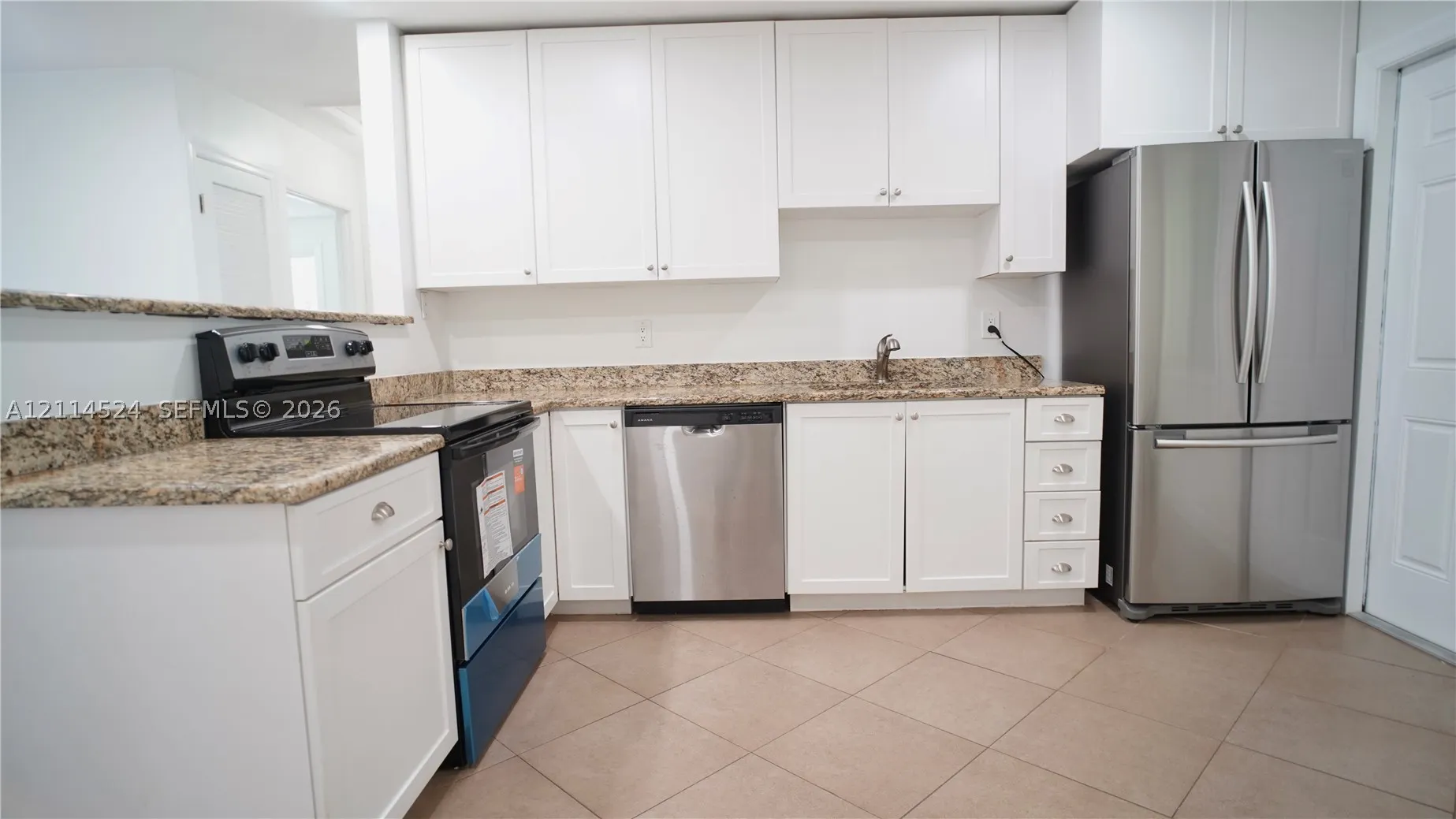 323 Northlake Dr #325
