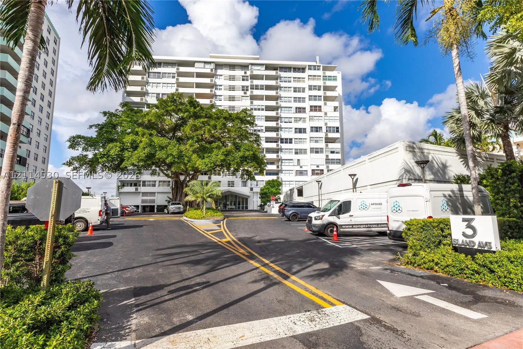 3 Island Ave #14L