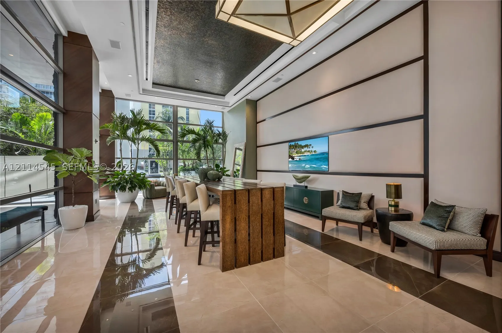 5875 Collins Ave #1503