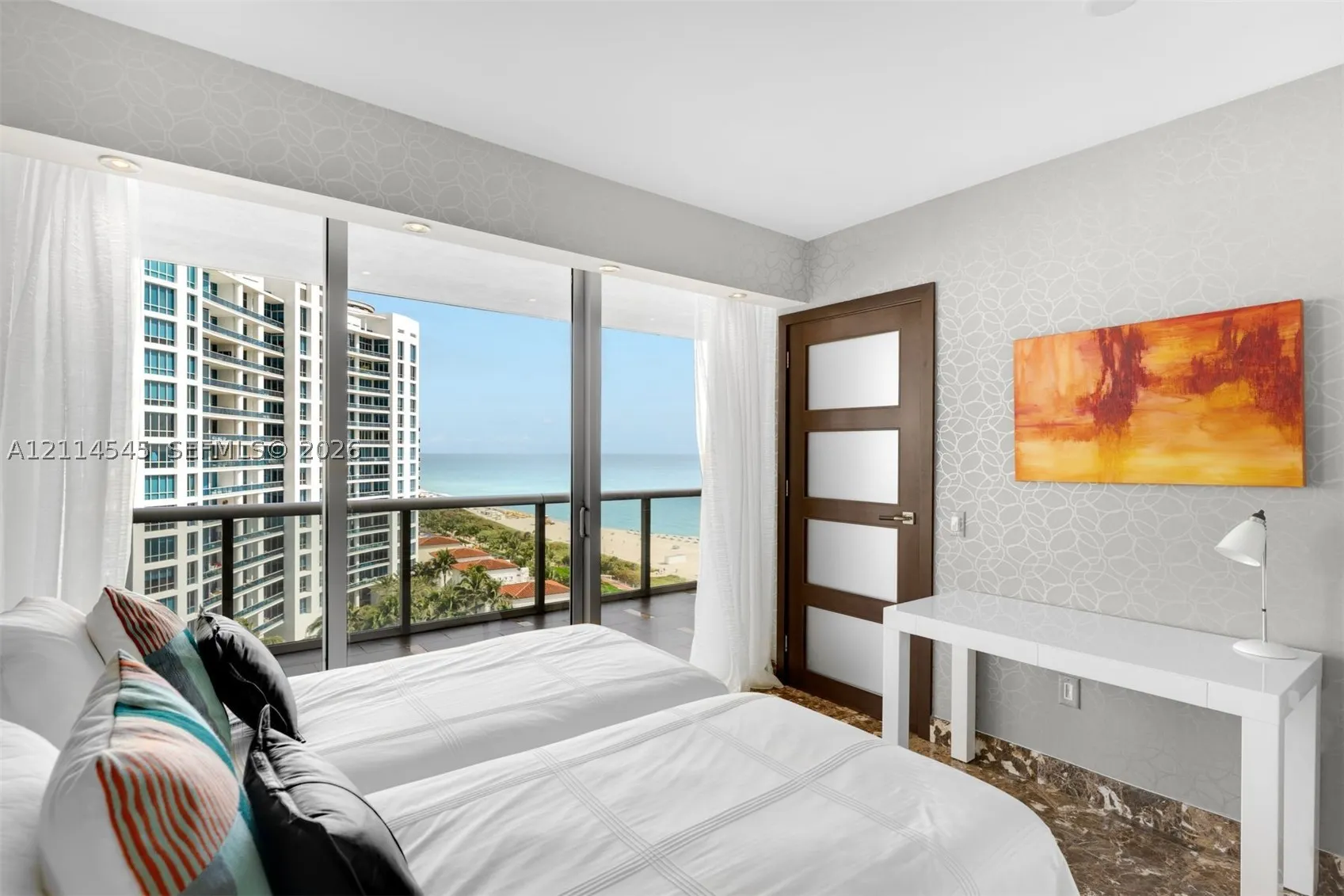 5875 Collins Ave #1503
