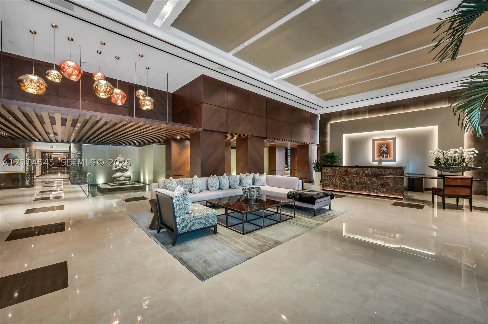 5875 Collins Ave #1503