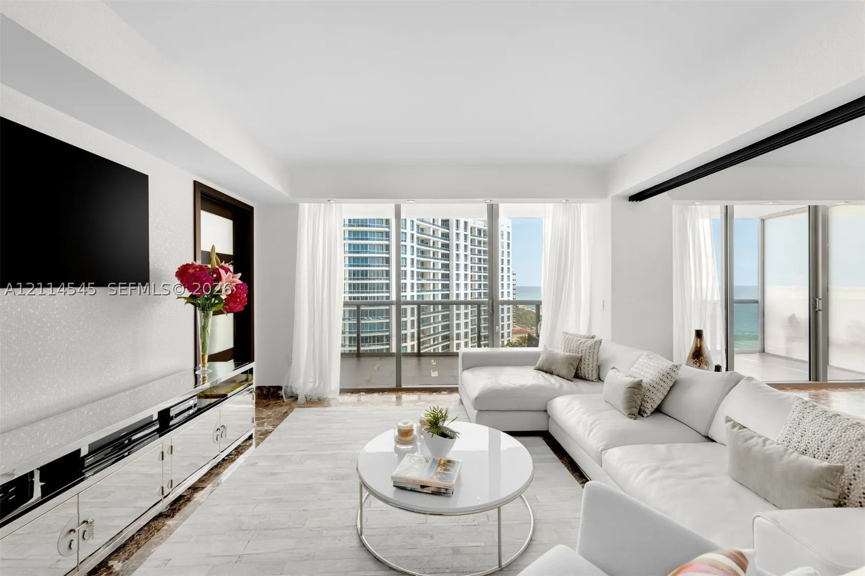 5875 Collins Ave #1503