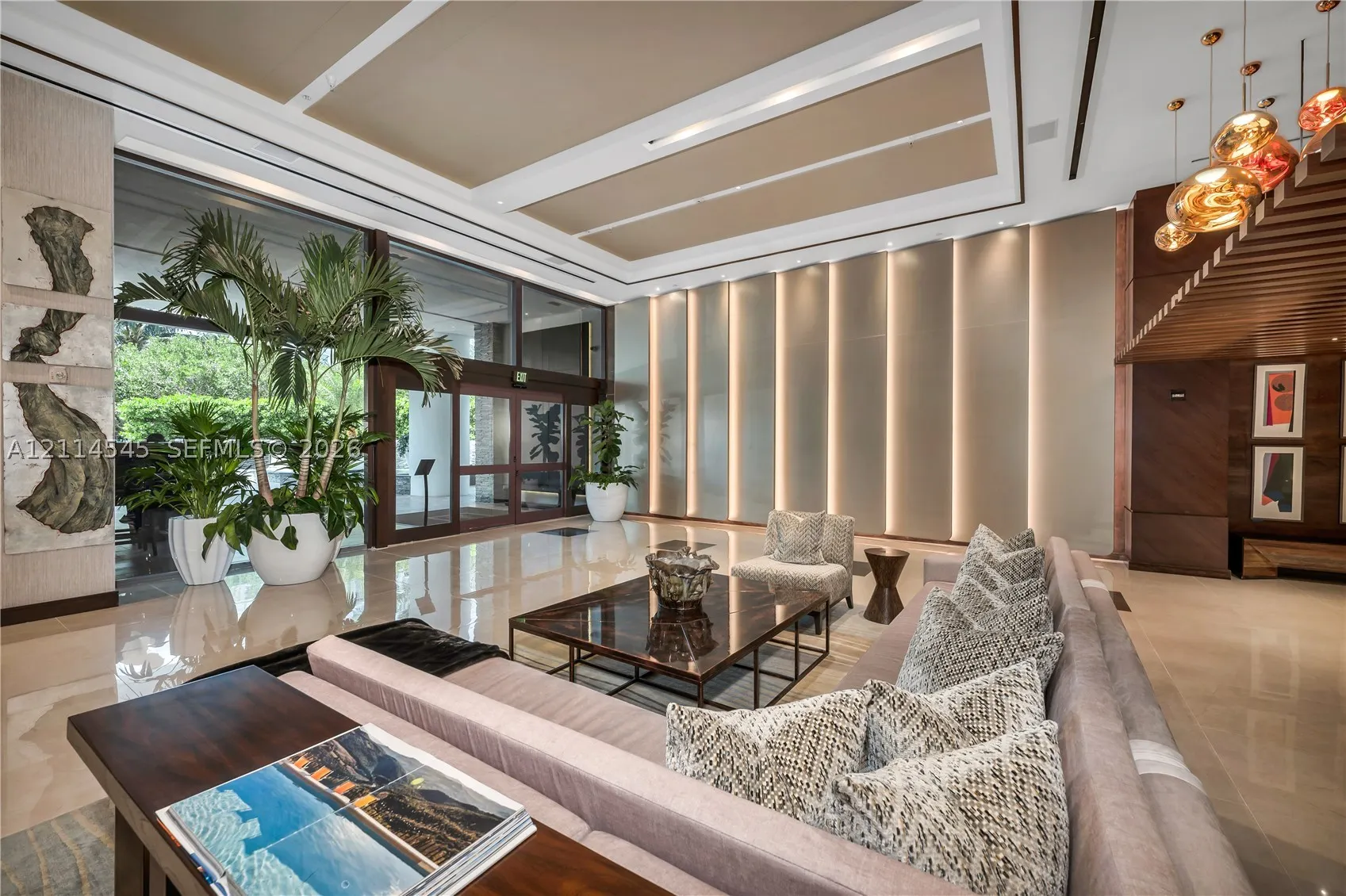 5875 Collins Ave #1503