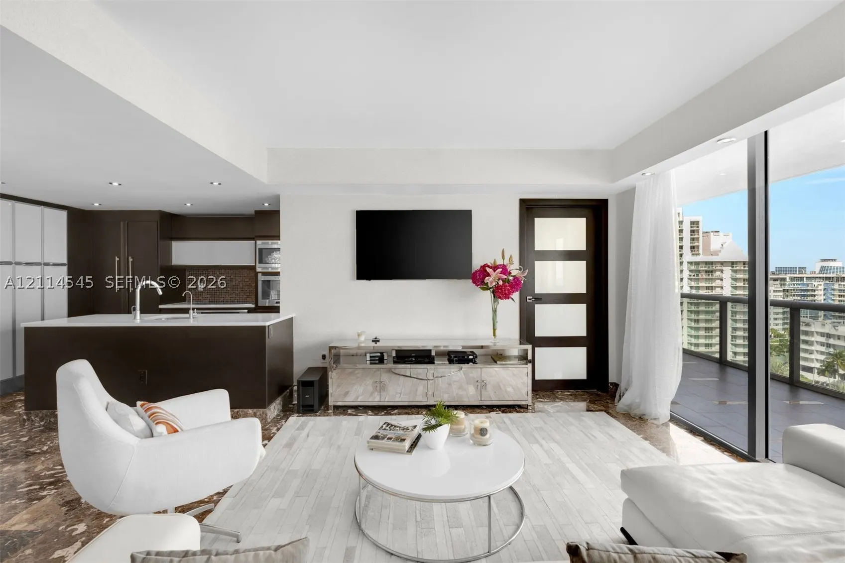 5875 Collins Ave #1503