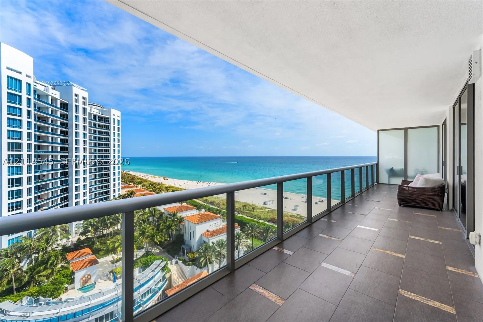 5875 Collins Ave #1503