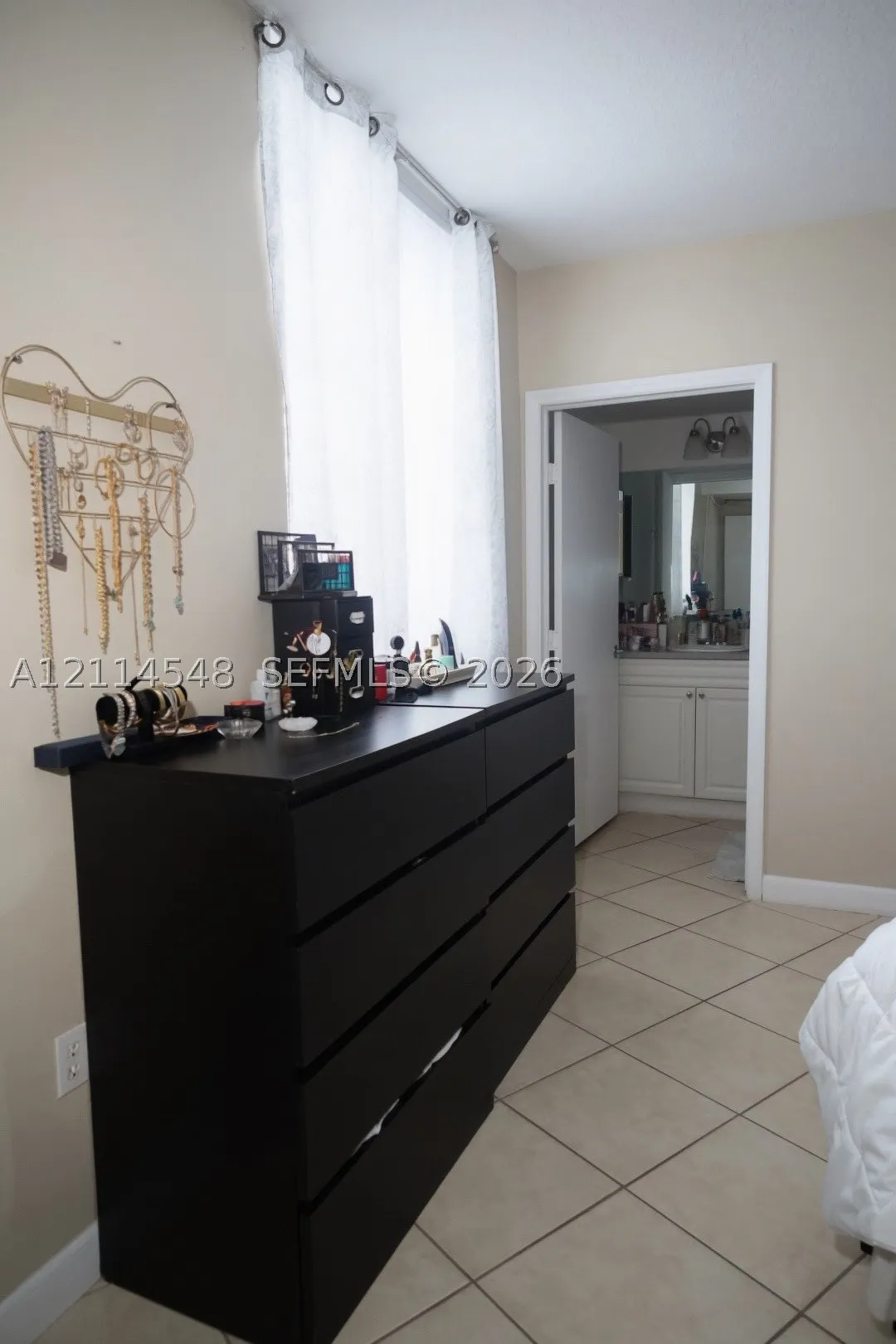 1 Glen Royal Pkwy #1004