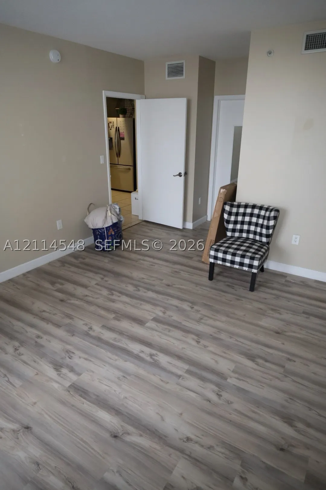 1 Glen Royal Pkwy #1004