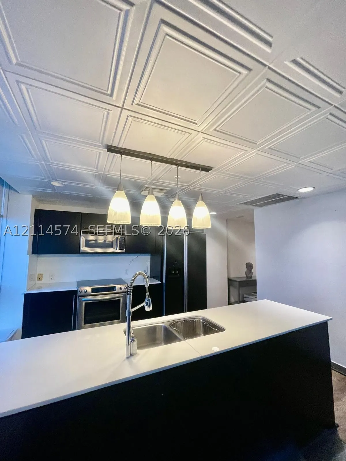 665 NE 25 Street #601