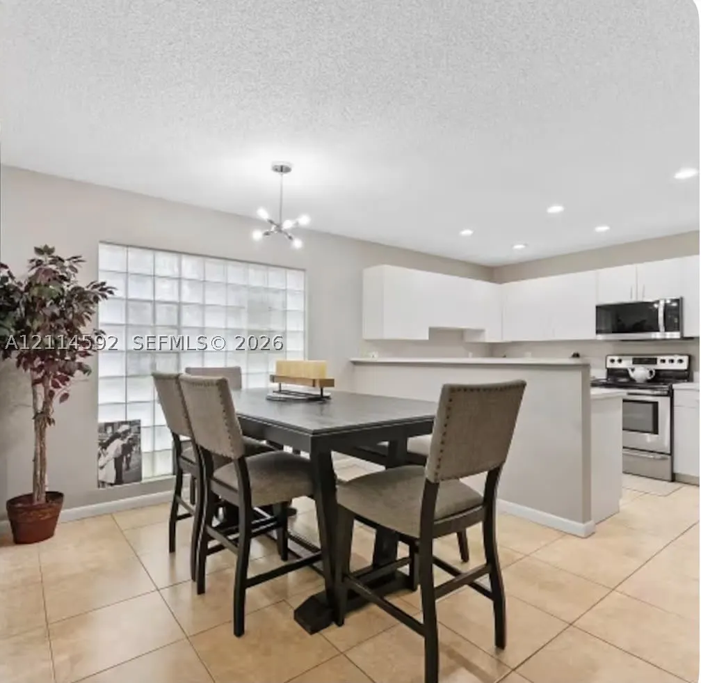 12230 Dartmoor Dr