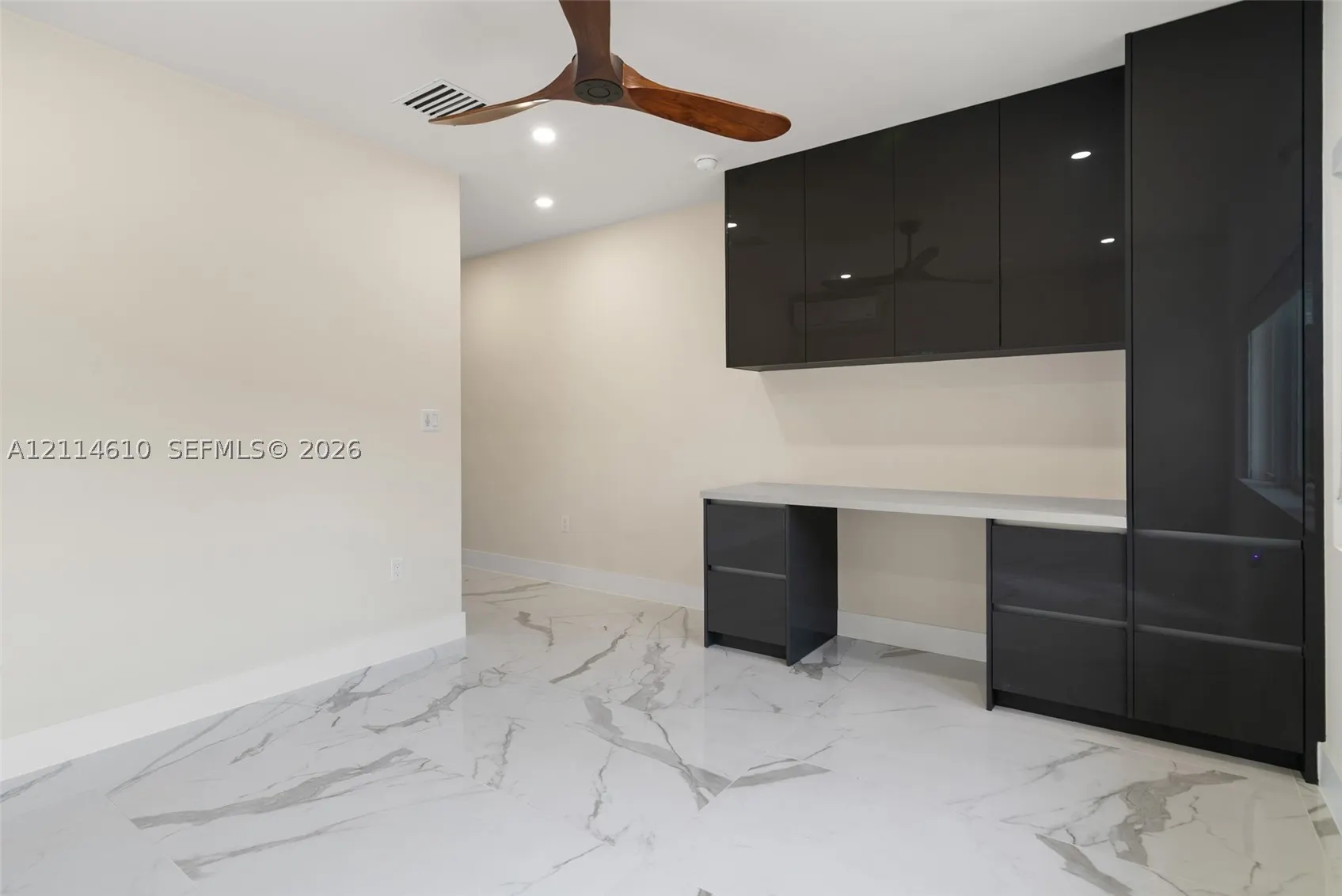 131 Ojibway Ave