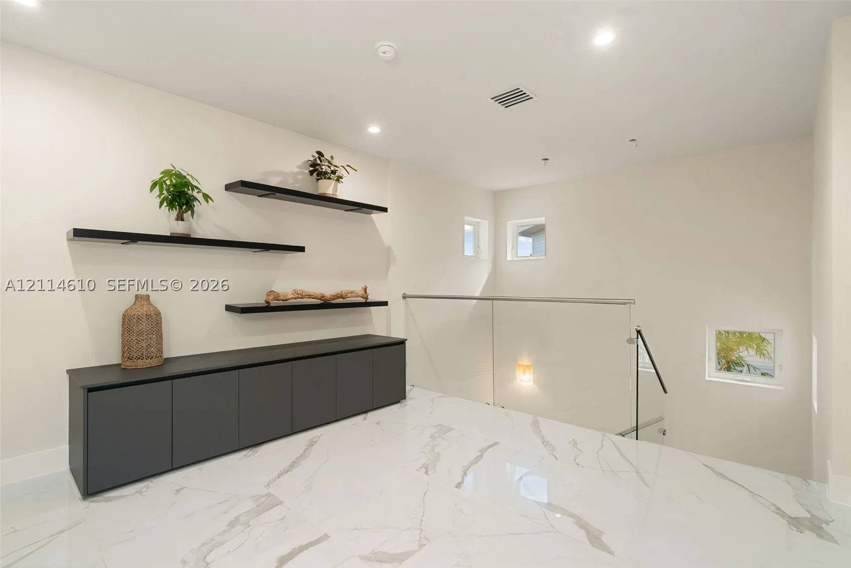 131 Ojibway Ave