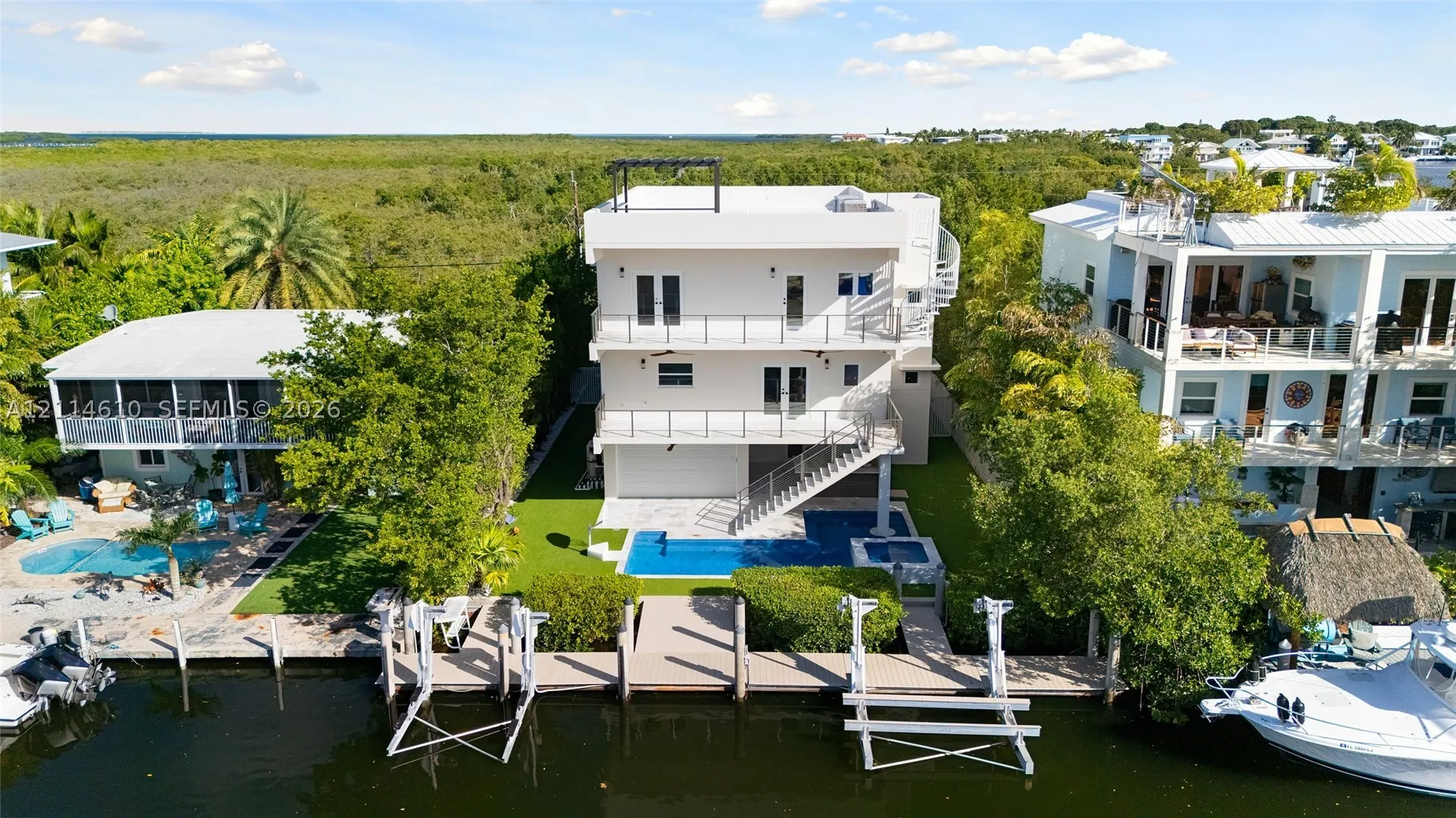 131 Ojibway Ave