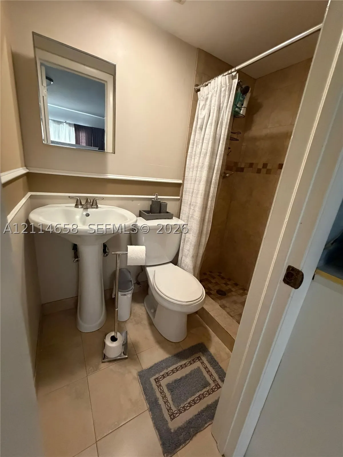45 SW 28th Rd #B
