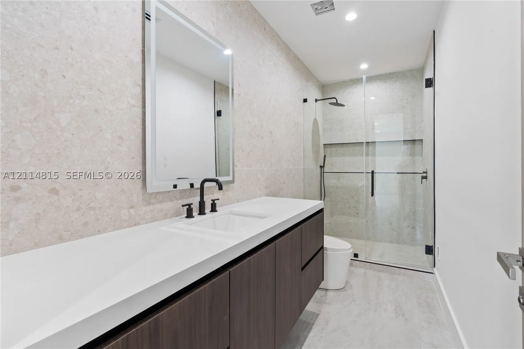 1234 NE 17th Ter