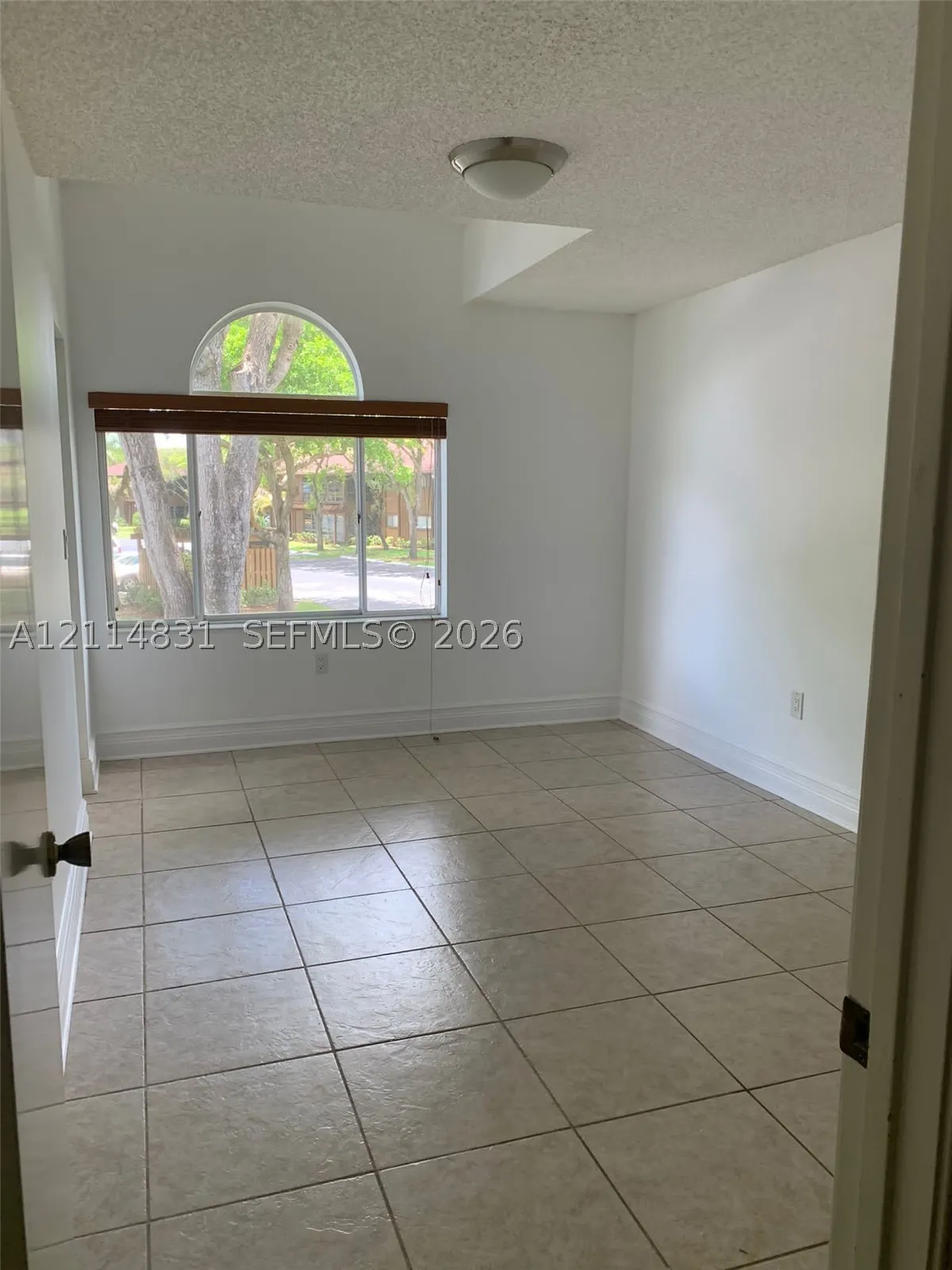 4910 NW 102nd Ave #201-8