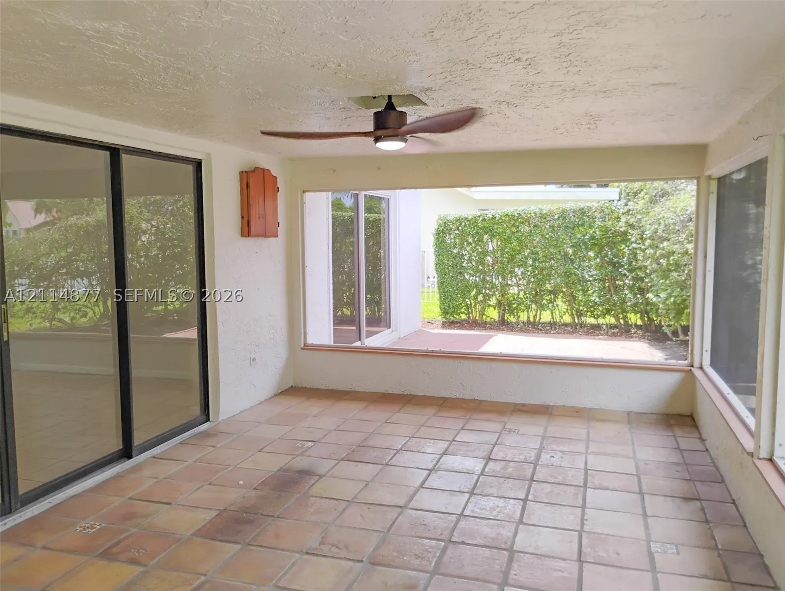 9735 Sun Pointe Dr
