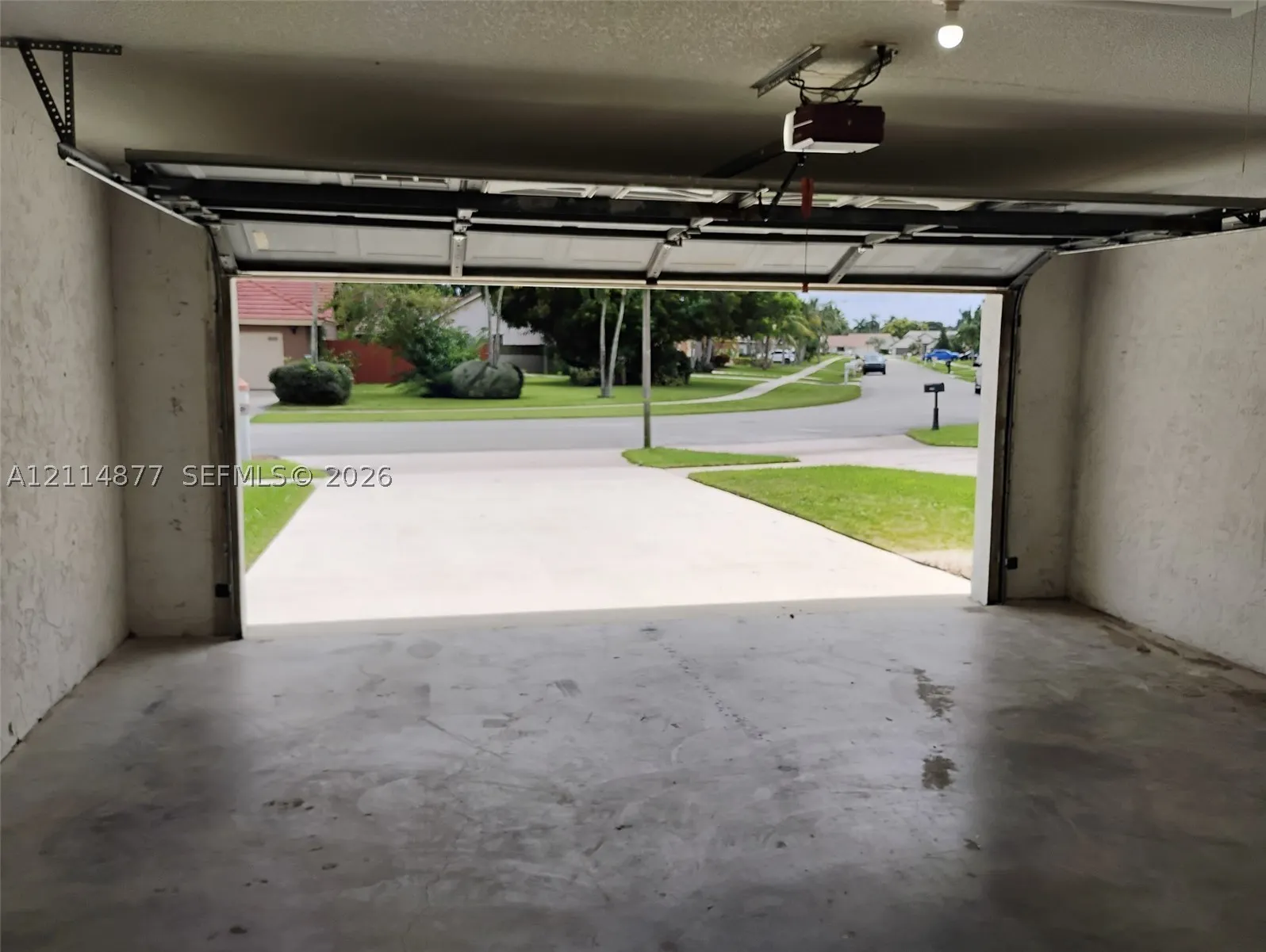 9735 Sun Pointe Dr