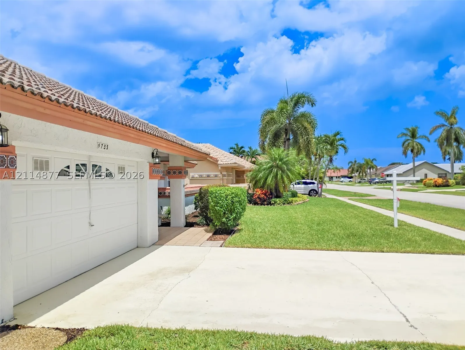 9735 Sun Pointe Dr