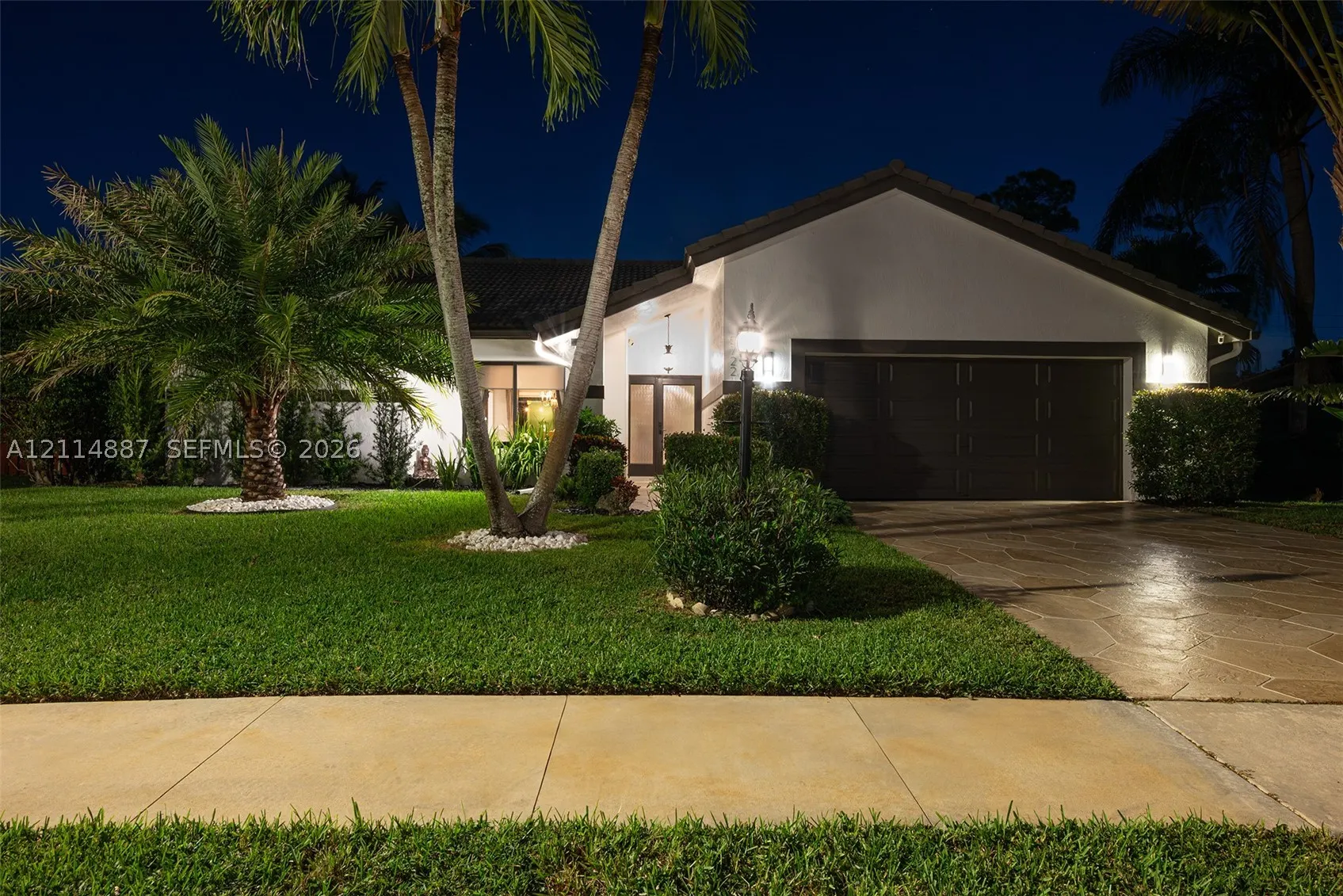 5722 Aspen Ridge Cir