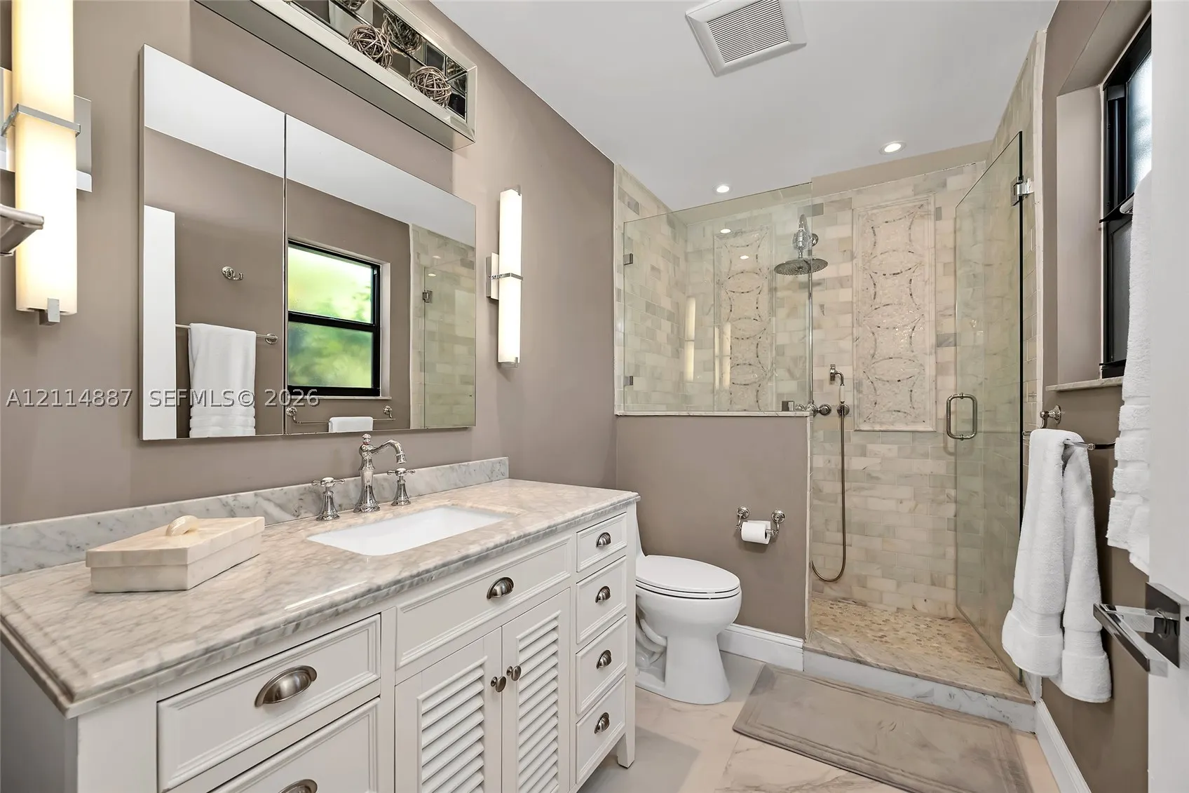 5722 Aspen Ridge Cir