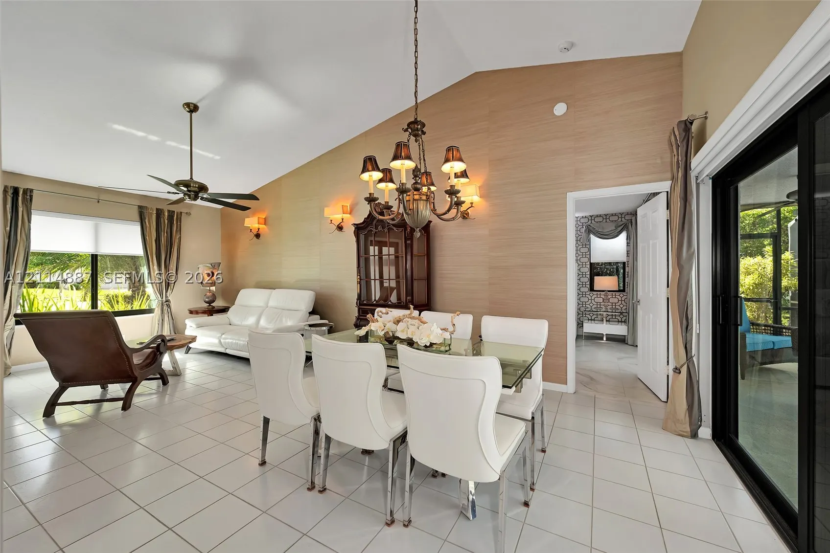 5722 Aspen Ridge Cir