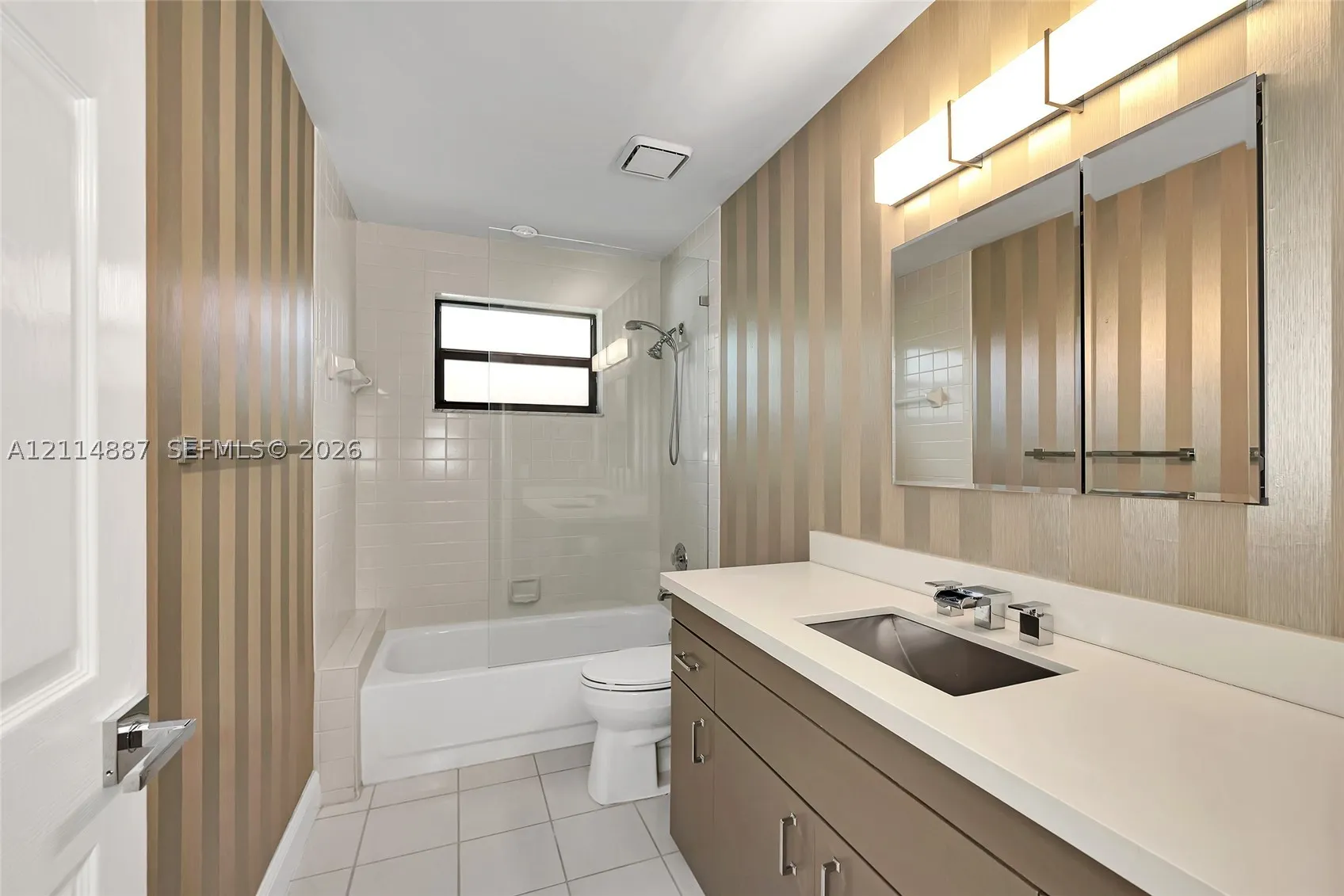 5722 Aspen Ridge Cir