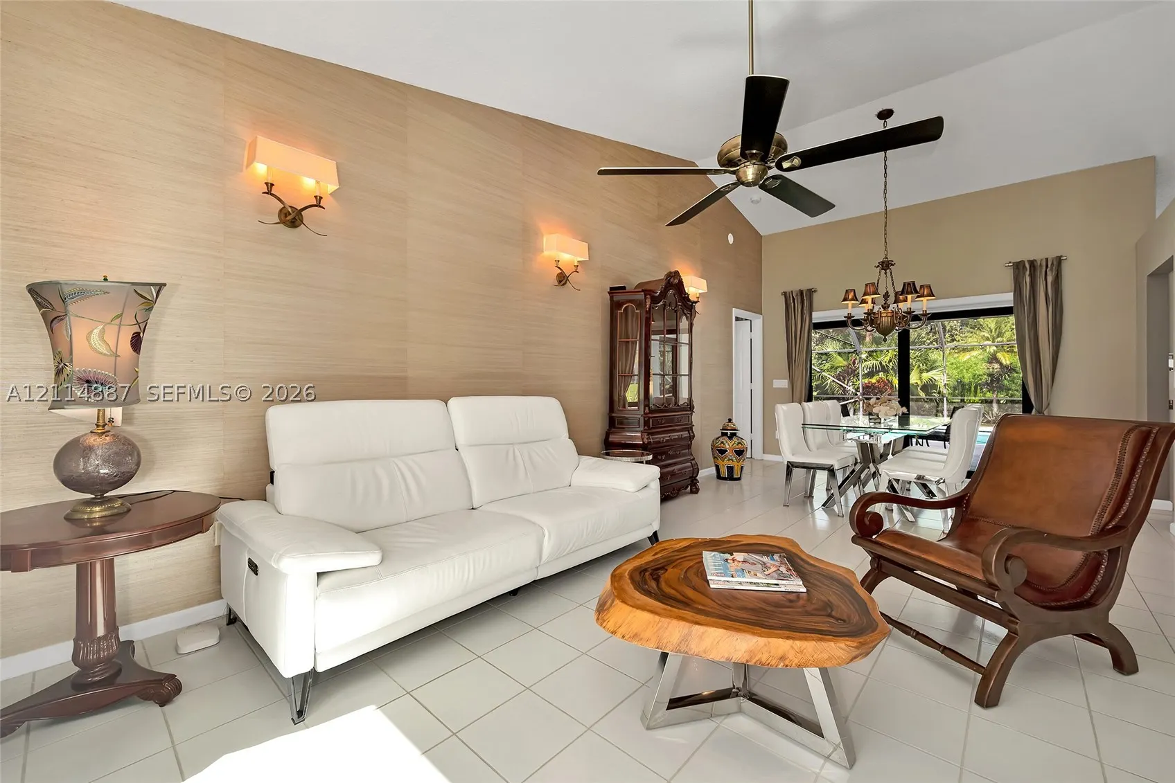 5722 Aspen Ridge Cir