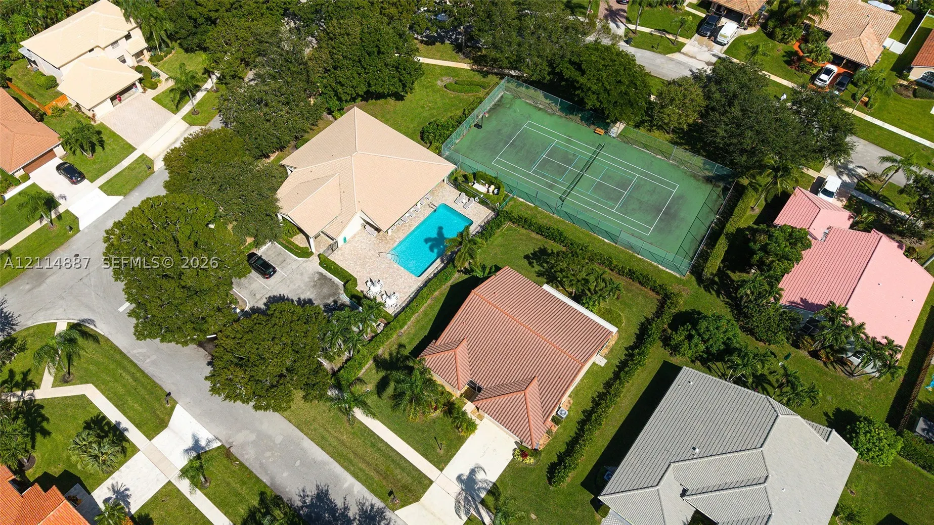 5722 Aspen Ridge Cir