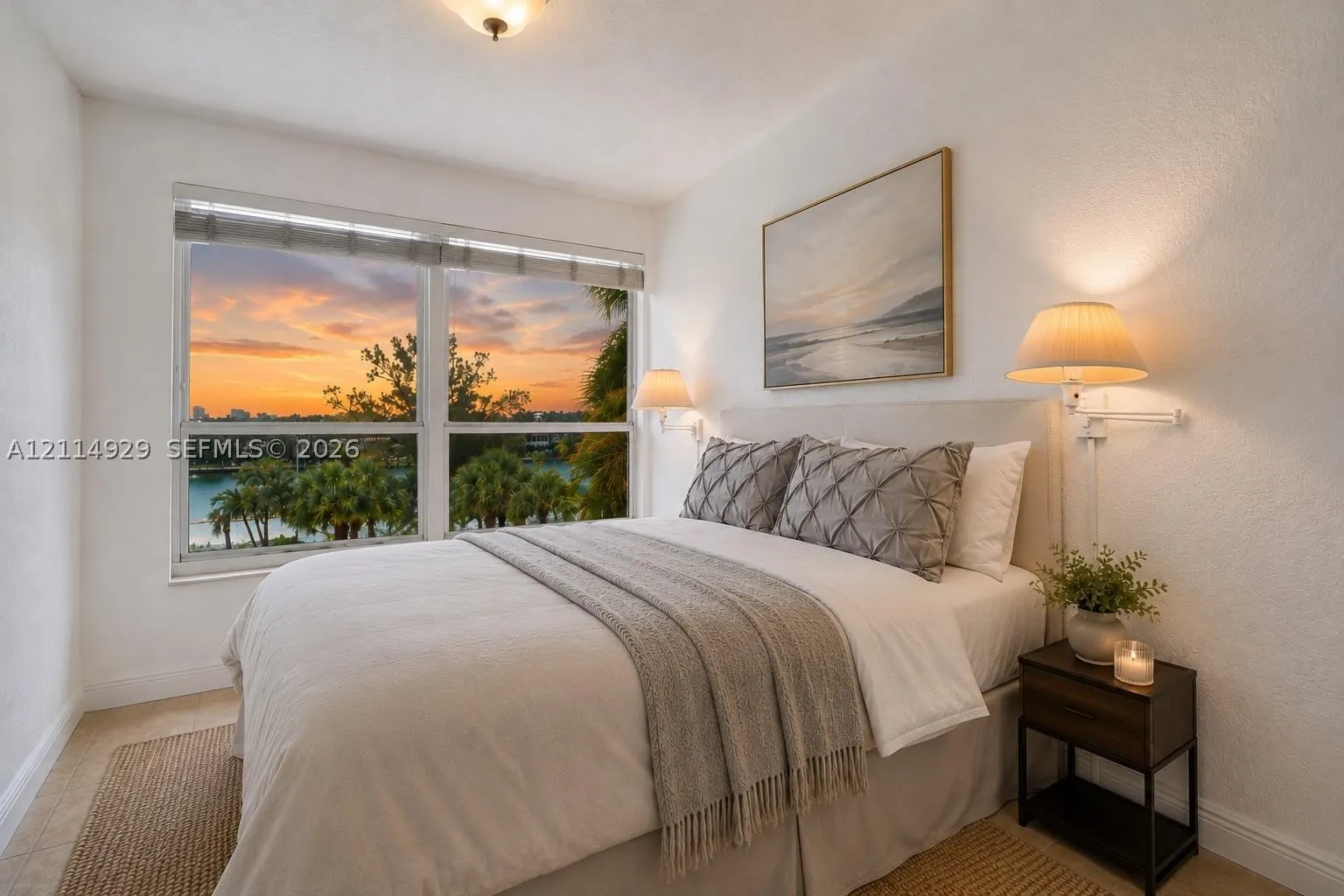 4925 Collins Ave #3H